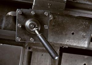 効率的な現場作業をサポート！ハンドパレットのレンタルサービス比較ガイド